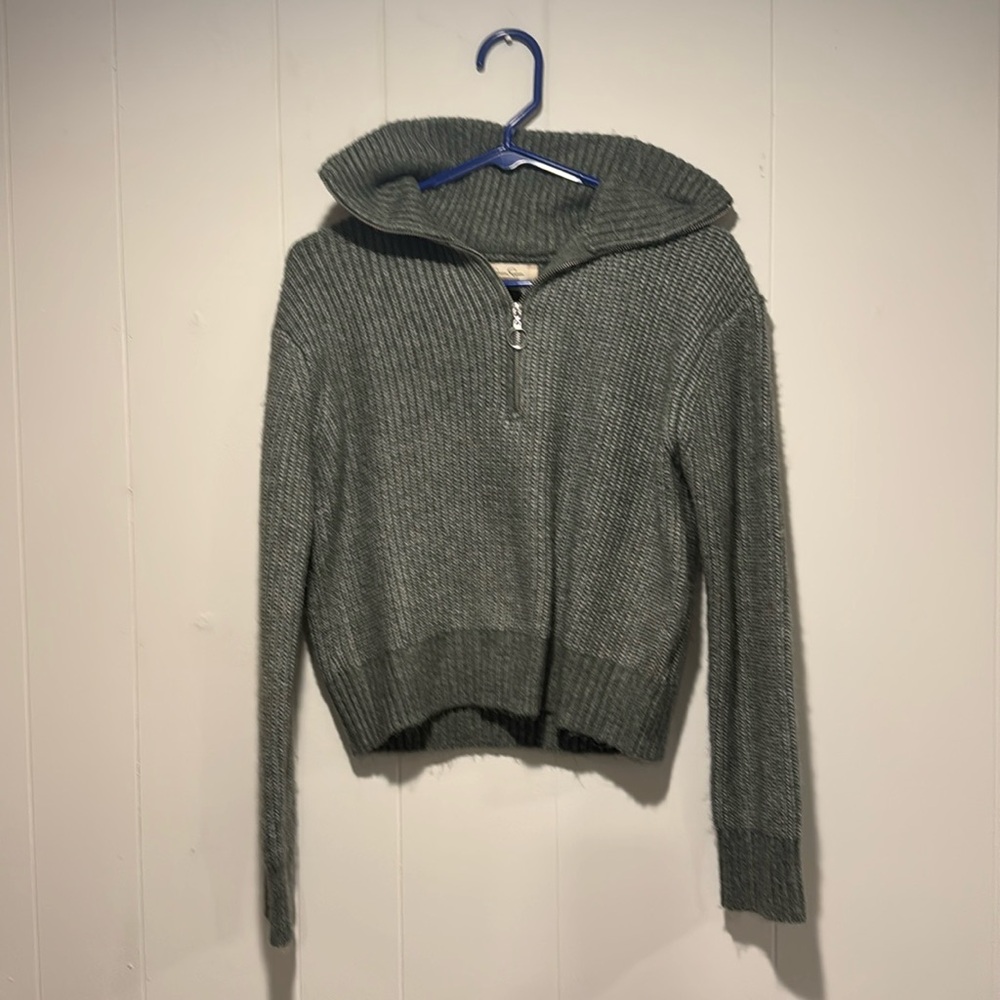 Jessica Simpson quarter zip. Size can
